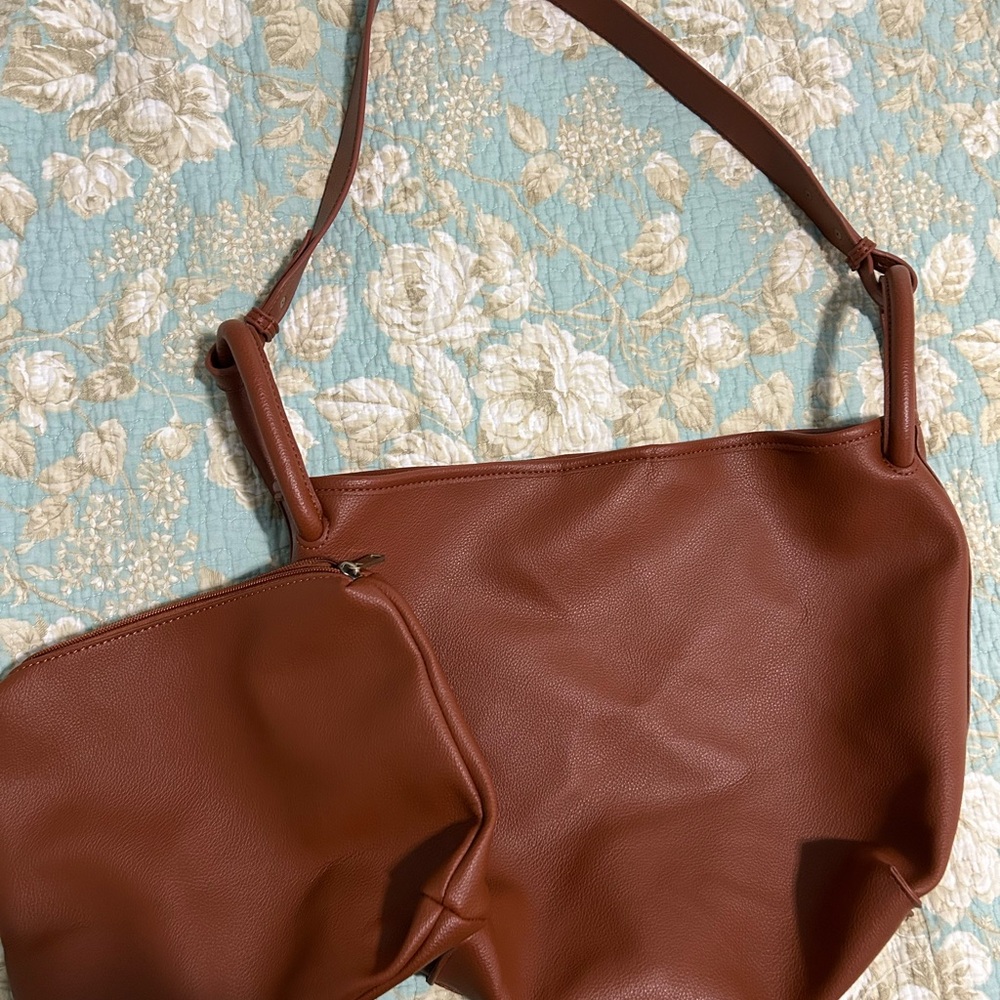 Elegant Brown Vegan Leather Tote Bag Set
